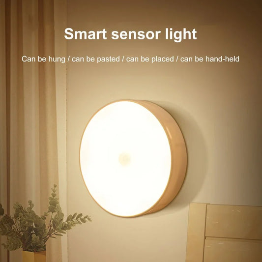 SolarSense Pro Intelligentes LED Nachtlicht mit Bewegungssensor & Magnetischer Halterung
